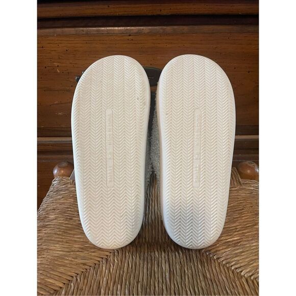 Peace Love & Vibes Women’s Slippers Floral Happy Face Sz S (5-6)NWT - Picture 4 of 5